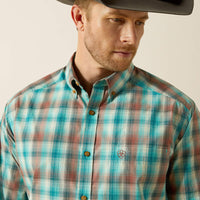 Ariat Men's L/S Pro Series Brooklyn Classic Fit Western Button Up Shirt in Aqua Blue Plaid