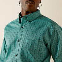Ariat Men's L/S Berger Fitted Button Down Shirt in Aqua