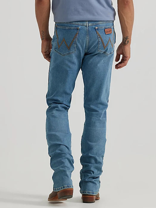 Wrangler Retro Men's Slim Fit Bootcut Jean in Flintlock