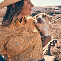 Wrangler Women's Essential S/S Western Snap Shirt in Floral Yellow
