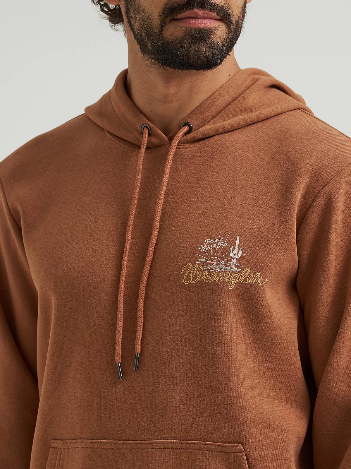 Wrangler Men's Desert Graphic Logo Pullover Hoodie in Rawhide