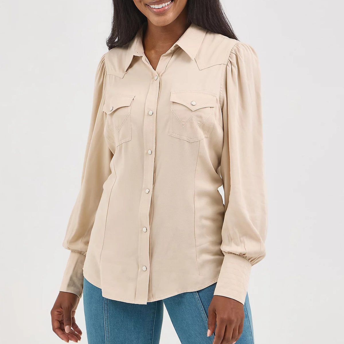 Wrangler Retro Women's L/S Poet Sleeve Western Shirt in Buff