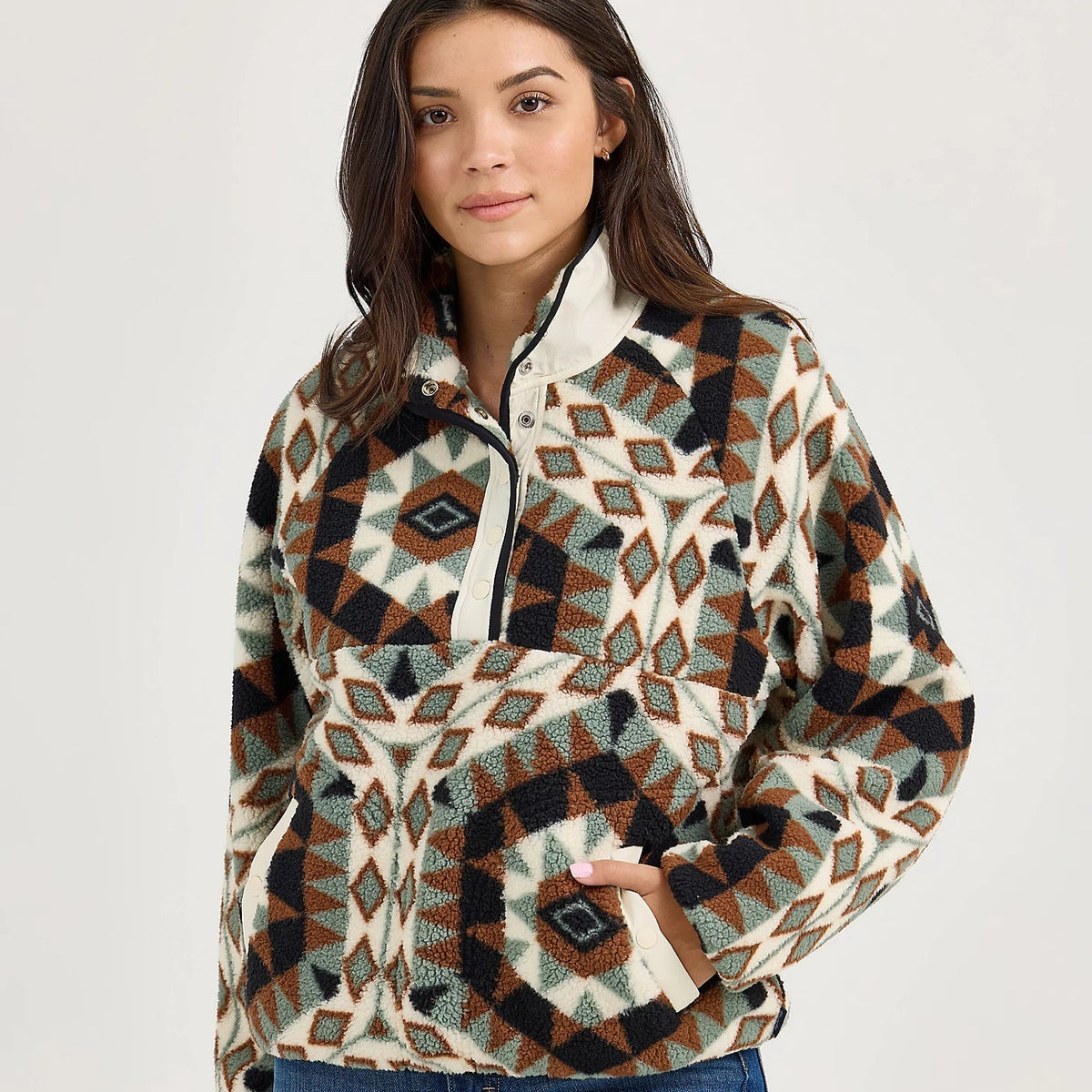 Wrangler Retro Women's Half Snap Sherpa Pullover in Green