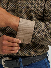 Wrangler Men's L/S George Strait Button Down Shirt in Coffee Rhombi (Available in Plus Sizes)