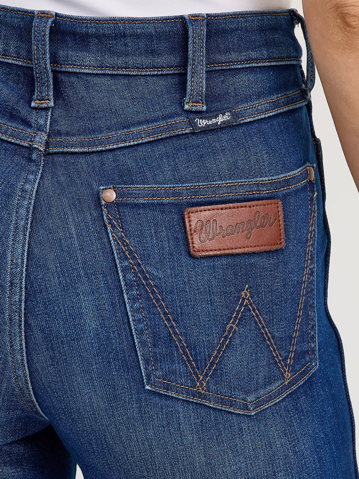 Wrangler Retro Women's Bailey High Rise Pieced Trumpet Flare Jean in Melody