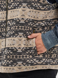 Wrangler Men's Sherpa Lined Jacquard Vest in Raven