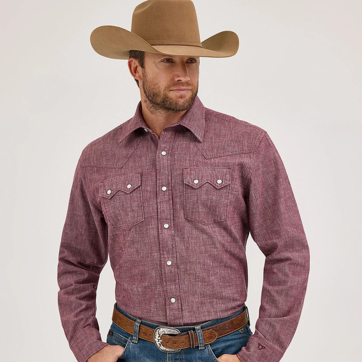 Wrangler Men's L/S Cody Johnson Sawtooth Pocket Western Snap Shirt in Burgundy