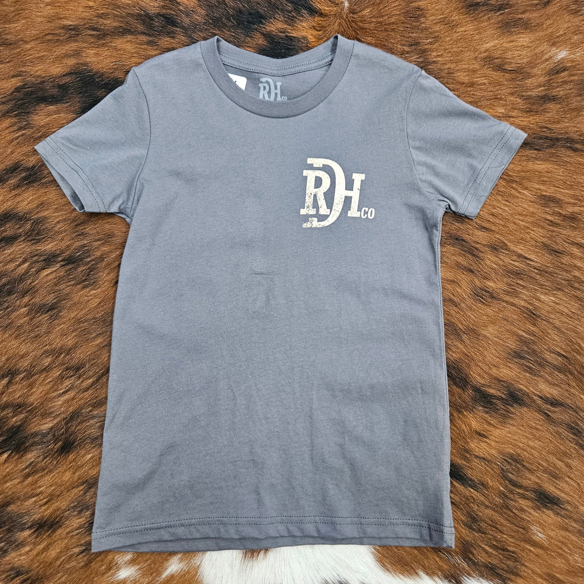 Red Dirt Hat Co. Youth "Big Buck" Graphic Tee in Grey