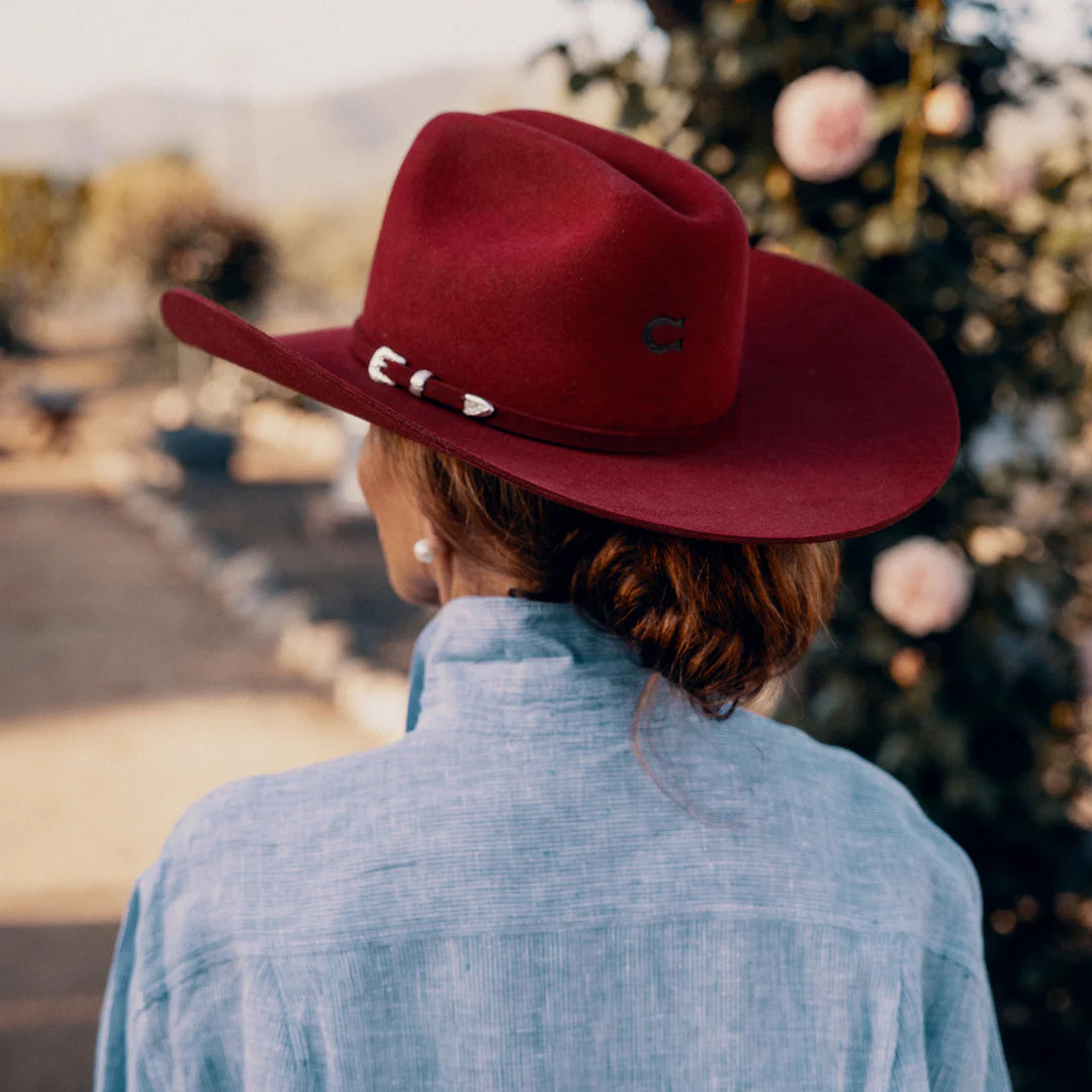 Charlie 1 Horse The Cowgirl Hat in Cranberry