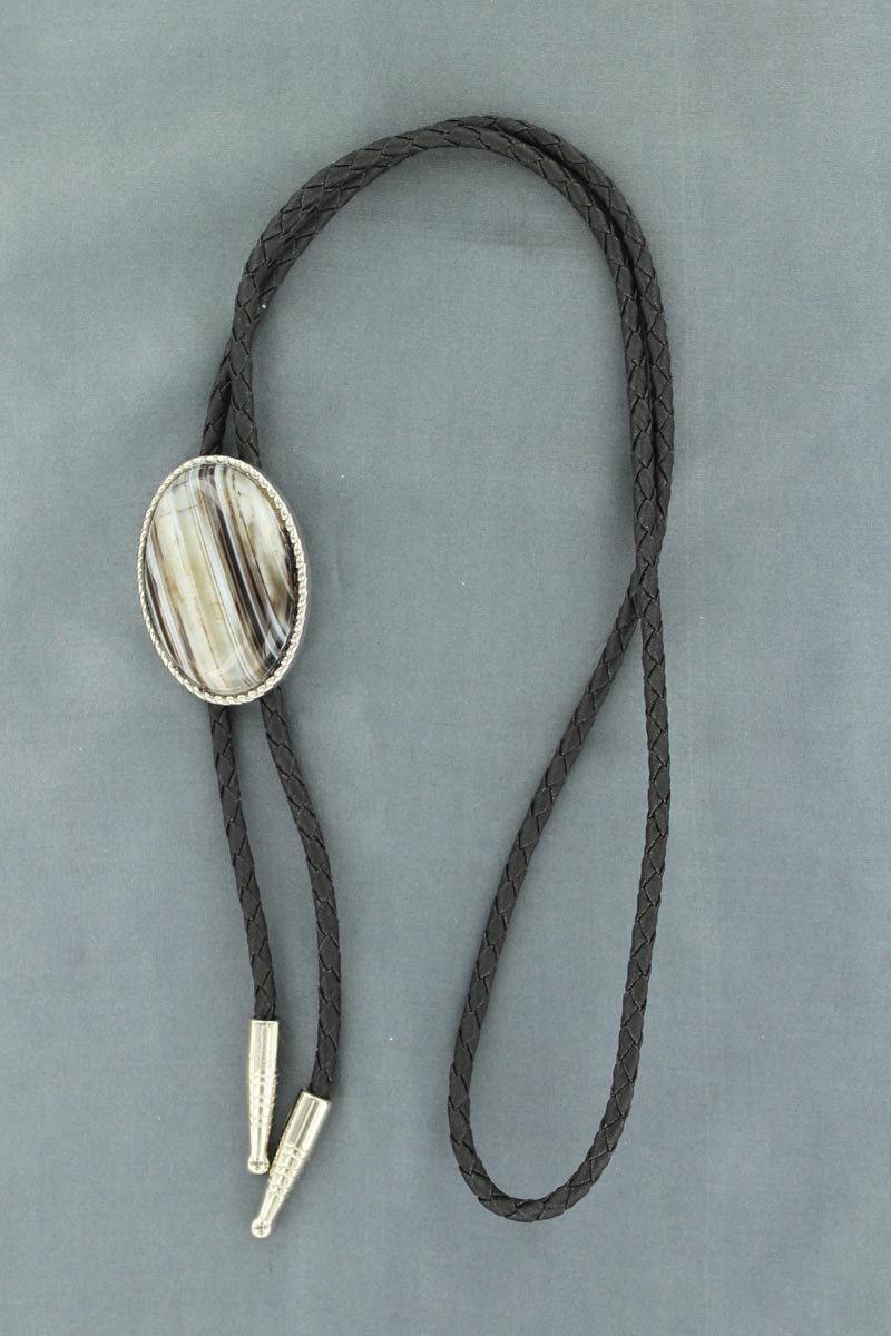 Double S Western Oval Sardonyx Bolo Tie