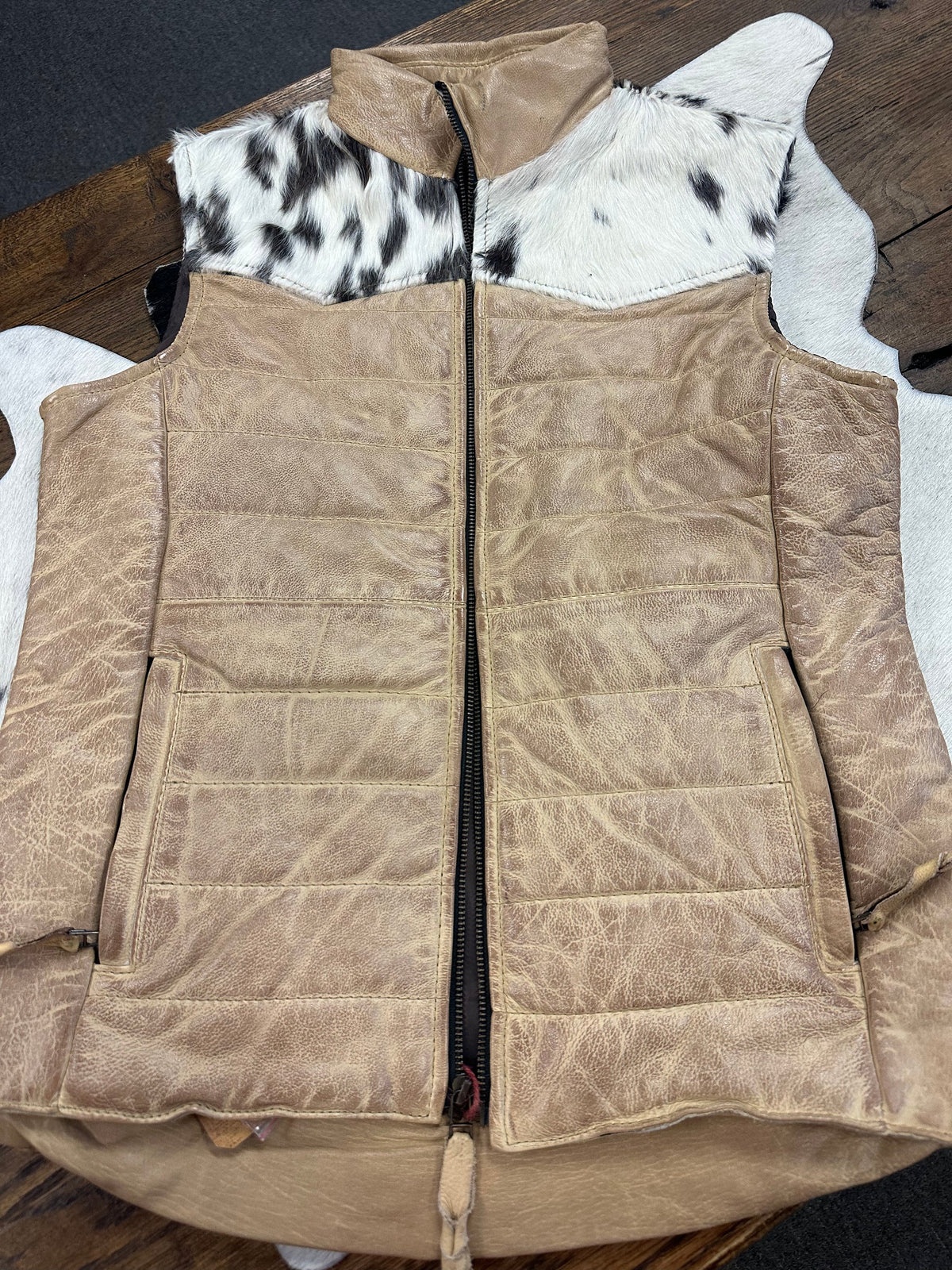 STS Ranchwear Women's Adalyn Palomino Cowhide Concealed Carry Vest