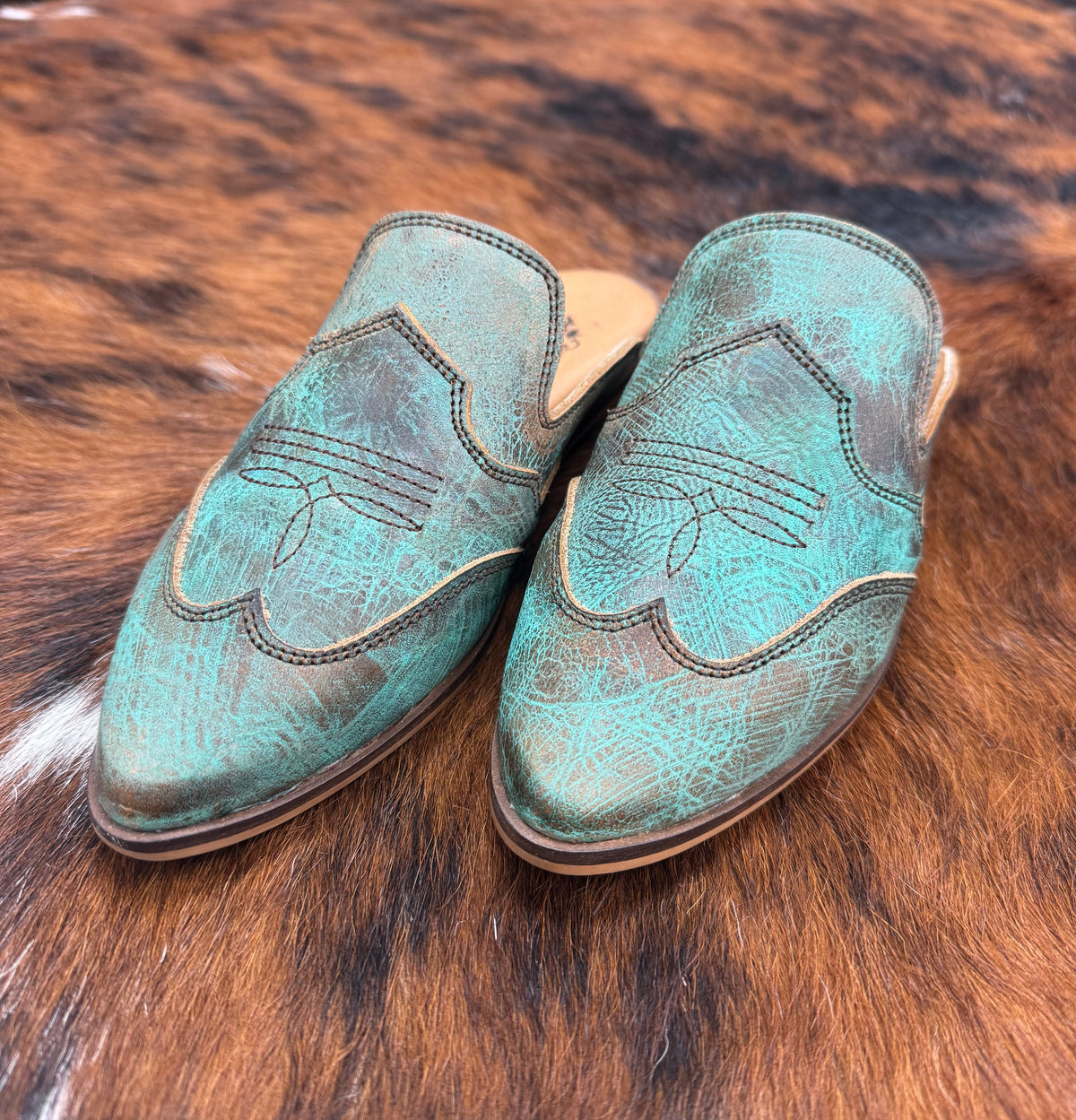 Agave Sky Women's Adaire Flat Classic Mule in Oasis Turquoise