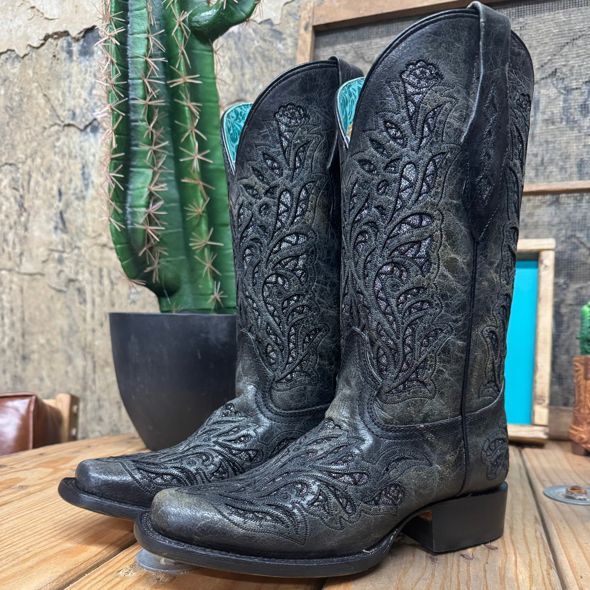 Corral Women's Glitter Inlay Square Toe Boot in Black