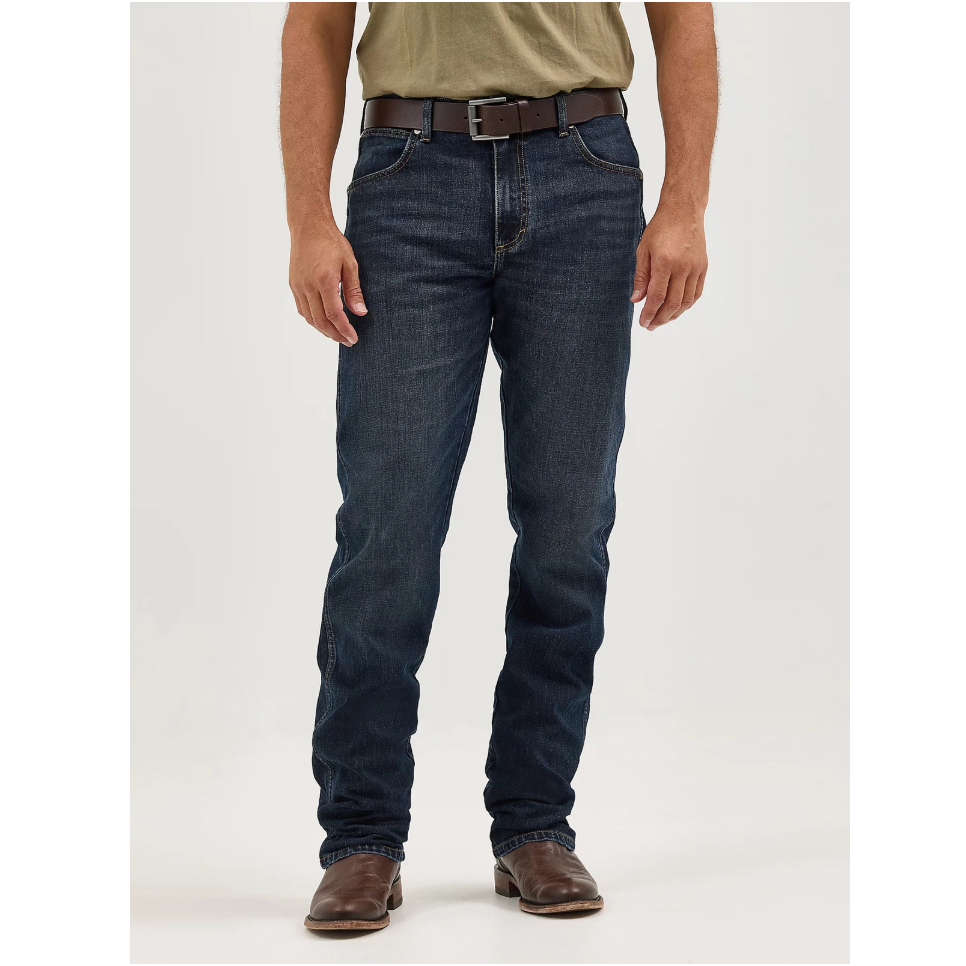 Wrangler Retro Men's Slim Fit Straight Leg Jean in Tilden