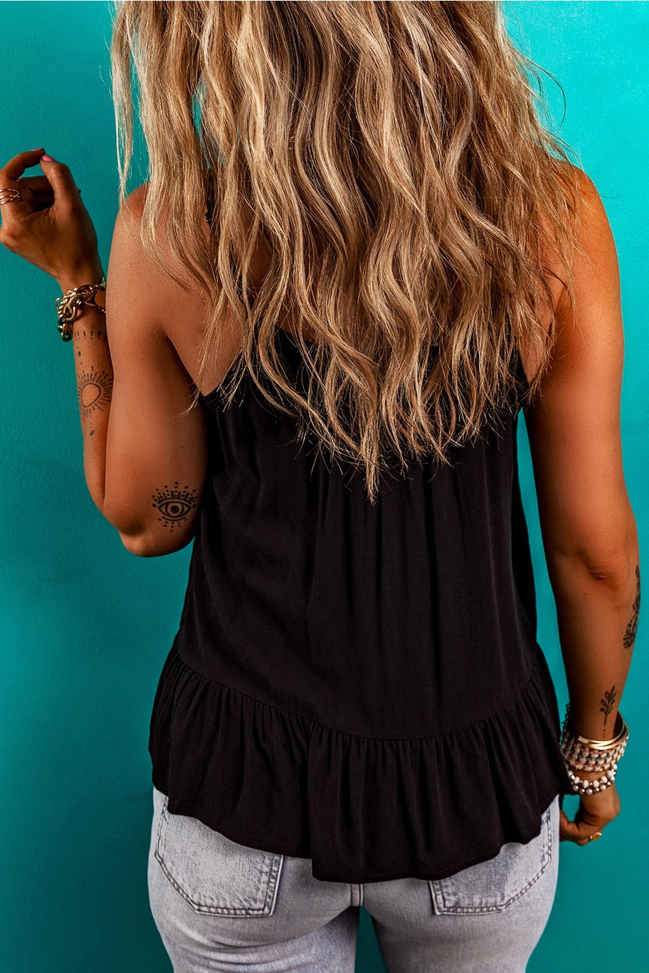 Women's Floral Embroidered Spaghetti Strap Fashion Tank in Black