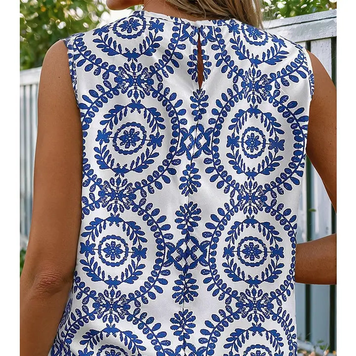 Women's Vintage Print Pintuck Crew Neck Tank Top in Blue & White