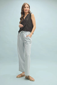 Women's Sleeveless Floral Trim Blouse in Black