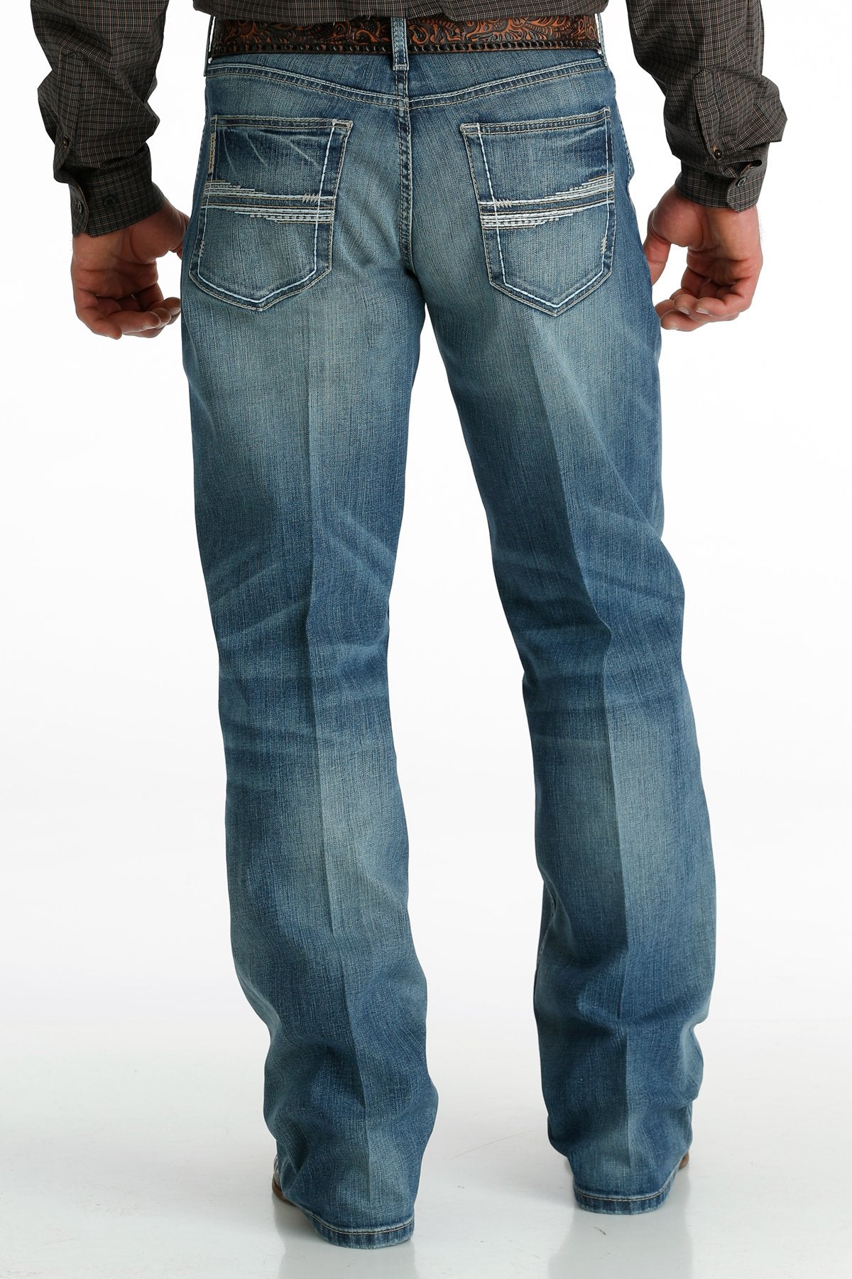 Cinch Men's Grant Relaxed Fit Bootcut Jean in Medium Stonewash