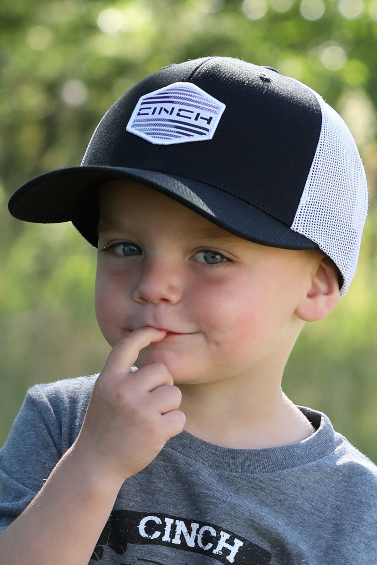 Cinch Youth Trucker Cap in Black