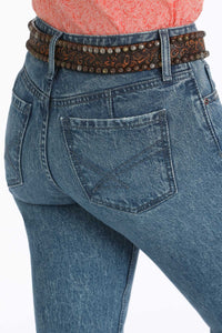 Cinch Women's Lynden Slim Trouser in Light Wash