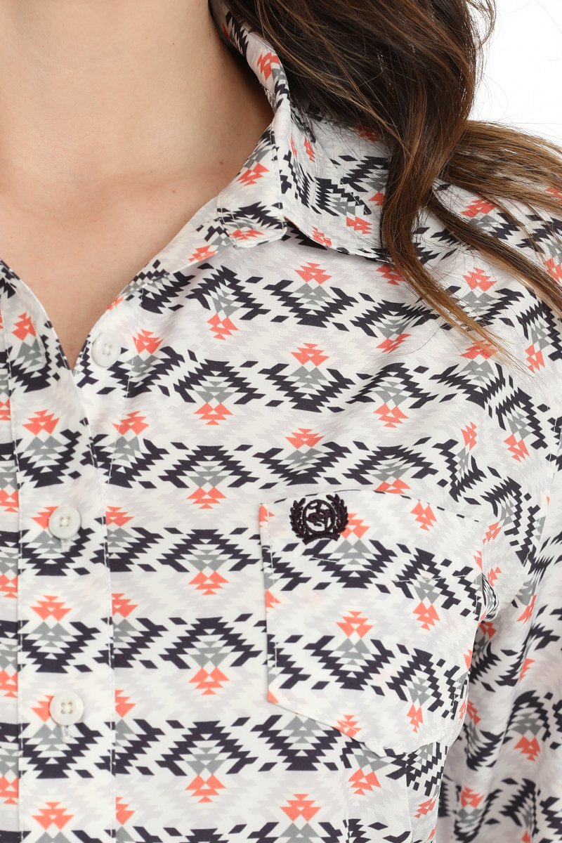 Cinch Women's L/S Arenaflex Aztec Western Button Down Shirt in White