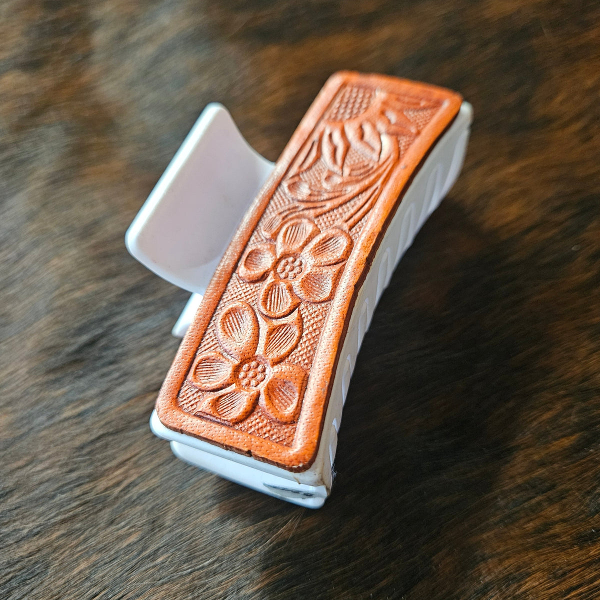 3.25" Tooled Leather Western Claw Clips