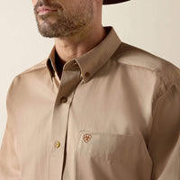 Ariat Men's Solid Twill Classic Fit Button Down Western Shirt in Khaki