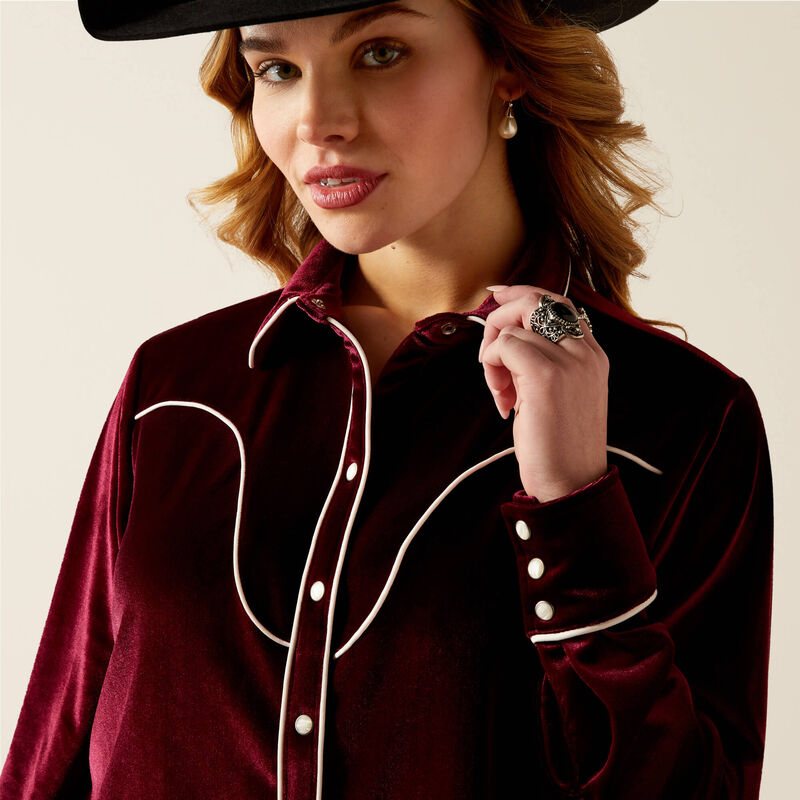 Ariat Women's Casa Rosa L/S Western Snap Shirt in Burgundy Velvet