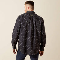 Ariat Men's L/S Classic Fit Diamond Print Button Down Shirt in Black
