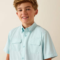Ariat Boy's S/S VentTEK Outbound Classic Fit Button Down Shirt in Blue Glow