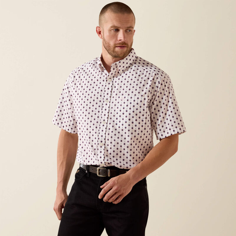 Ariat Men's S/S Tadeo Classic Fit Button Down Shirt in White Southwest Print