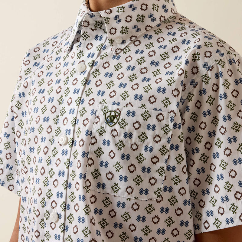 Ariat Boy's S/S Seton Classic Fit Button Down Shirt in White Southwest Motif Print