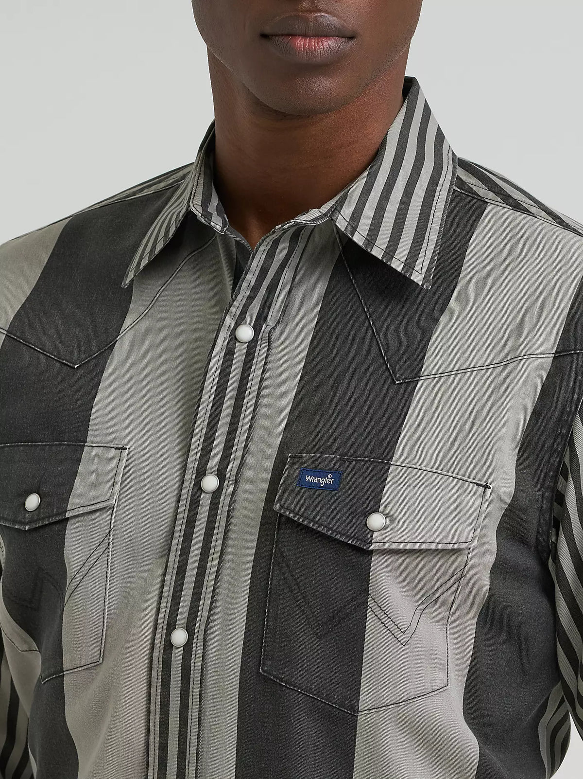 Wrangler Men's L/S Vintage Inspired Contrast Band Western Snap Shirt in Smoky Stripes