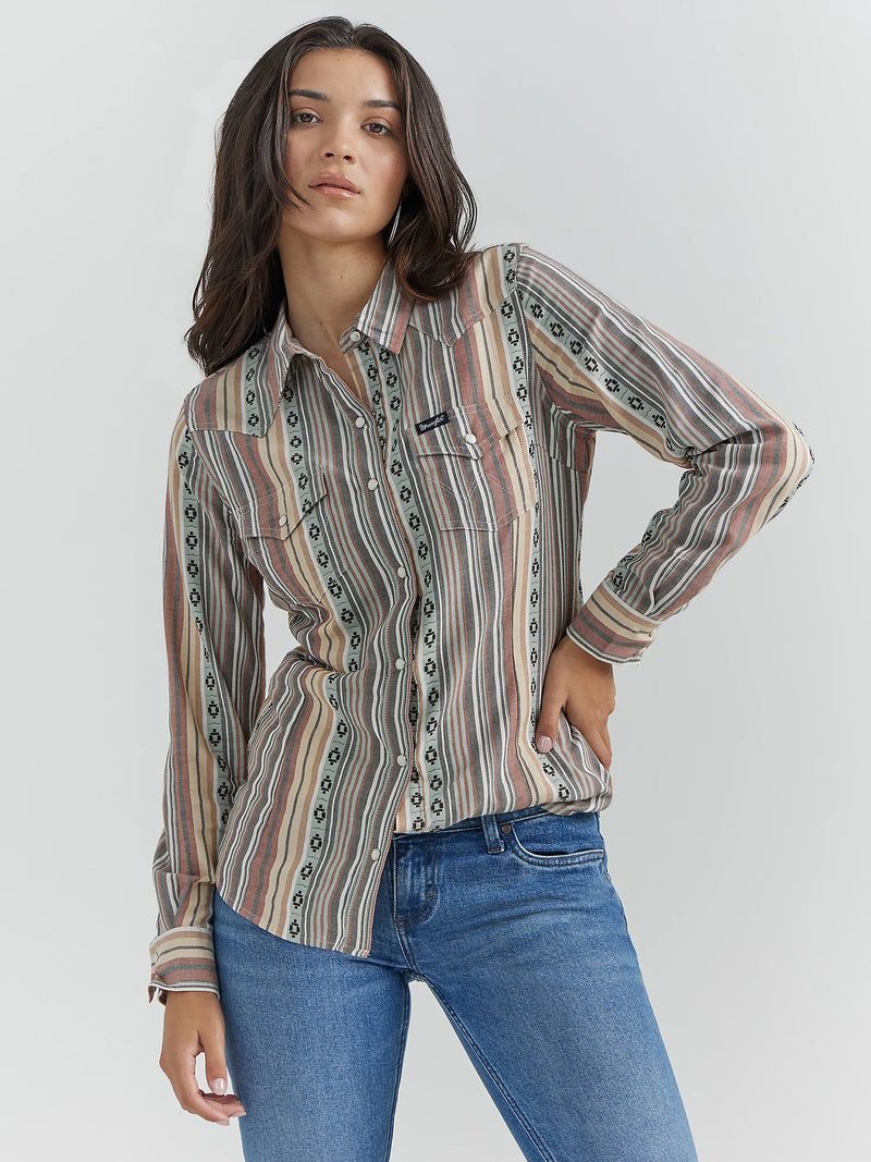 Wrangler Retro Women's L/S Southwestern Stripe Western Snap Shirt in Pink & Blue