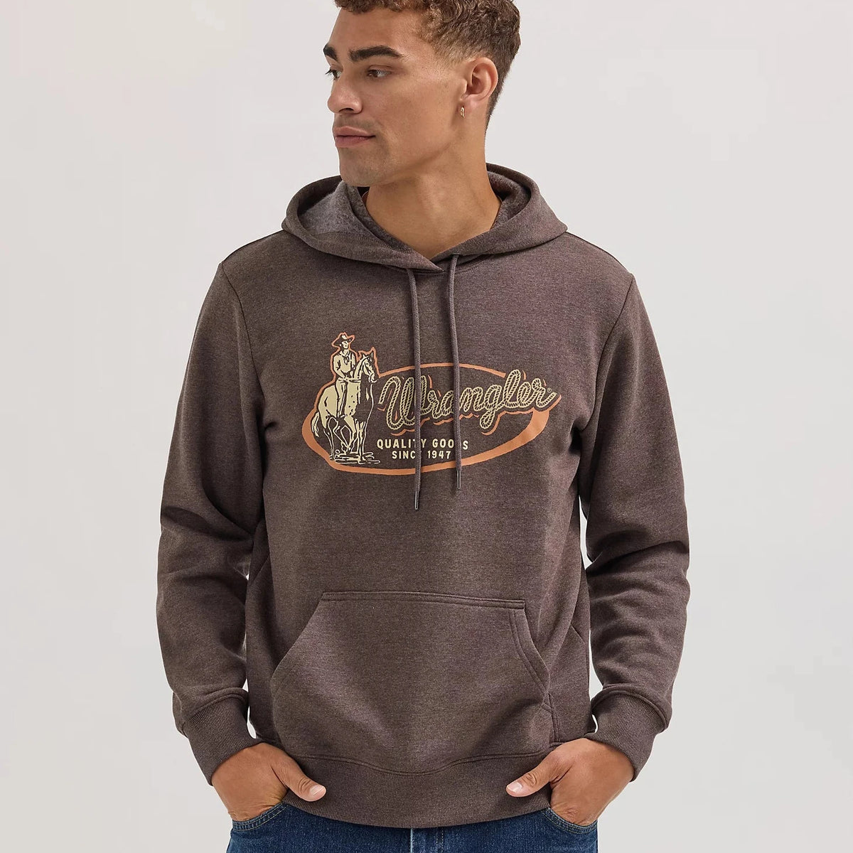 Wrangler Men's Cowboy On Horseback Logo Pullover Hoodie in Chocolate Torte