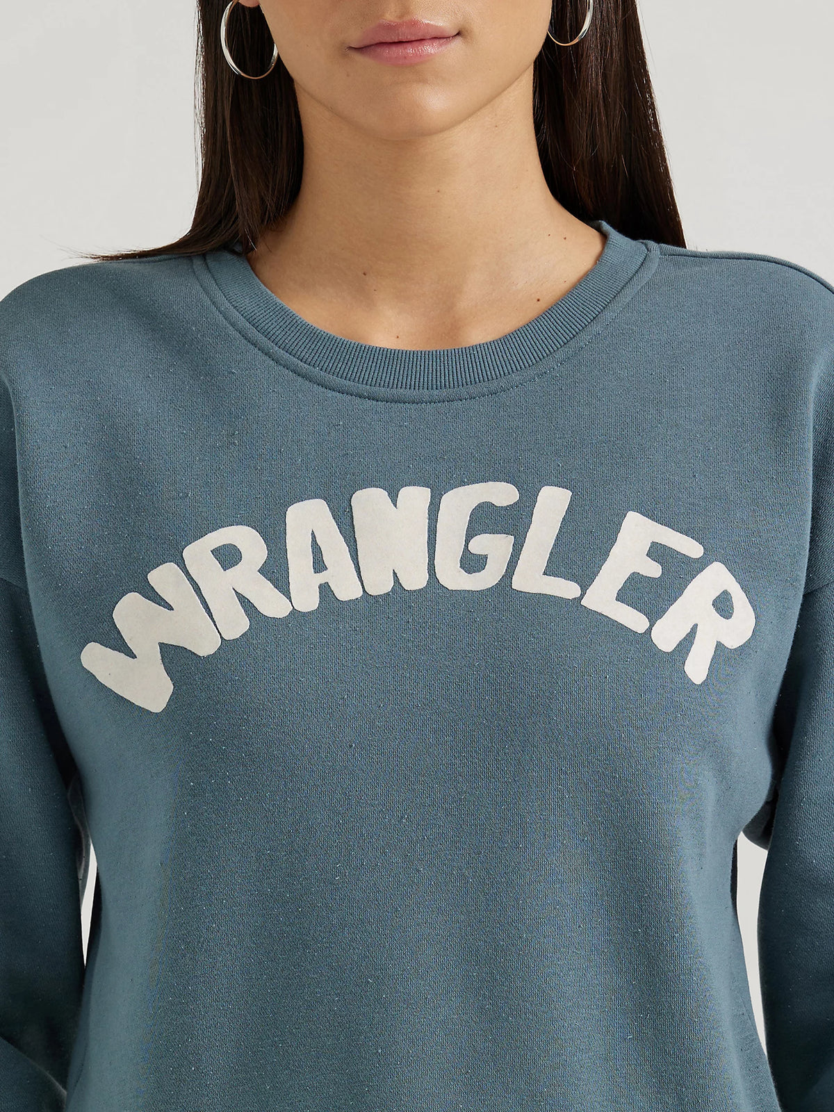 Wrangler Retro Women's Shabby Logo Pullover Sweatshirt in Blue