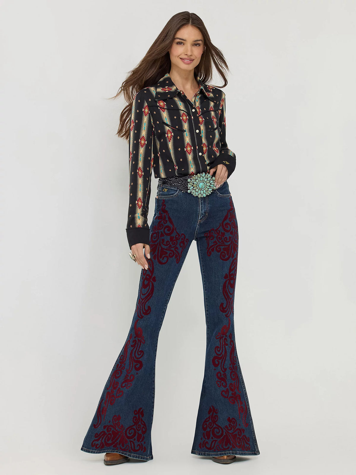 Wrangler x Lainey Wilson Vintage Flocked Bell Bottoms in Maroon Dark Wash