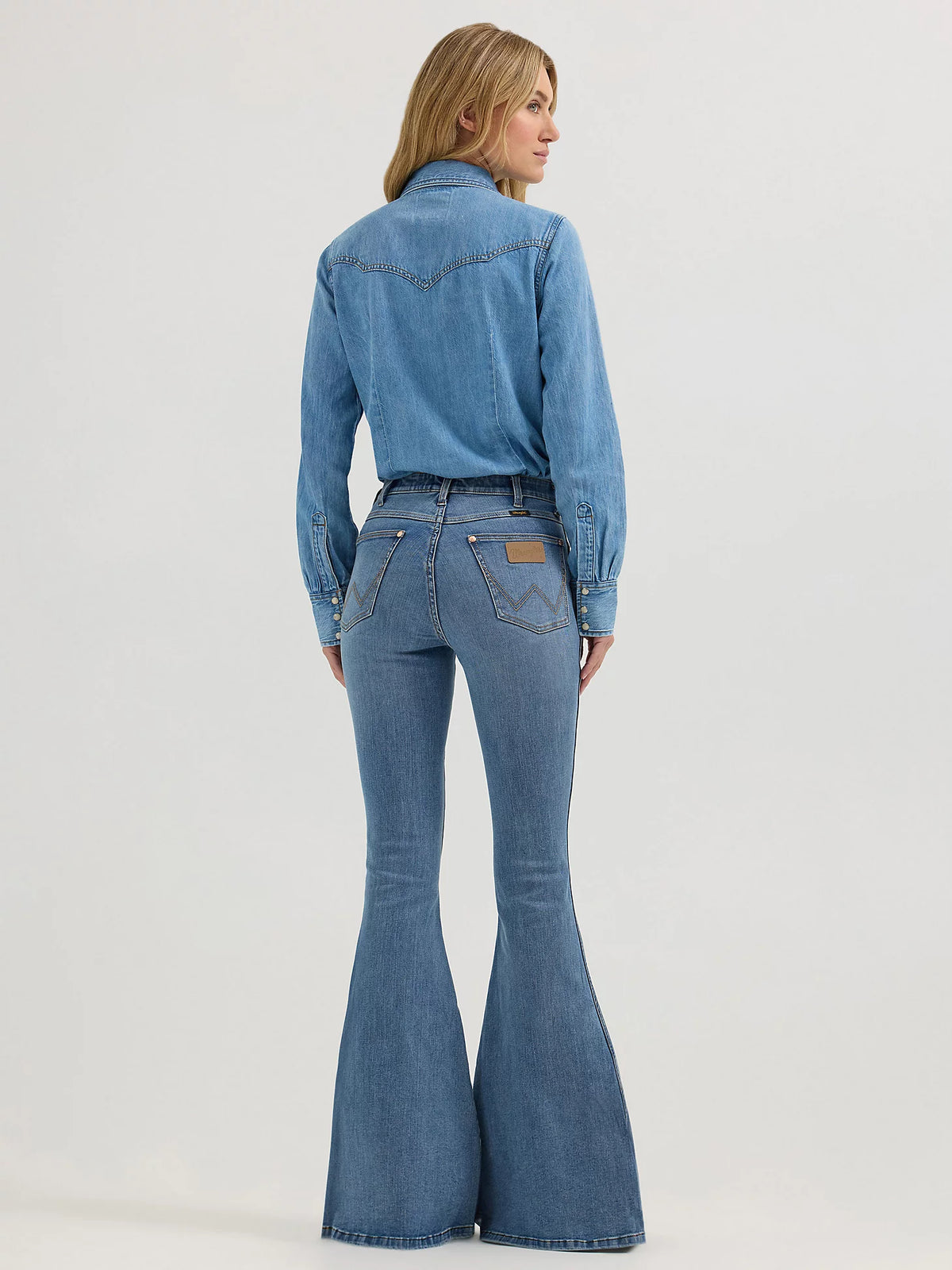 Wrangler x Lainey Wilson Daydream Bell Bottoms in Daydream Wash