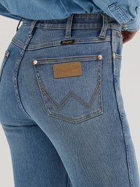 Wrangler x Lainey Wilson Daydream Bell Bottoms in Daydream Wash