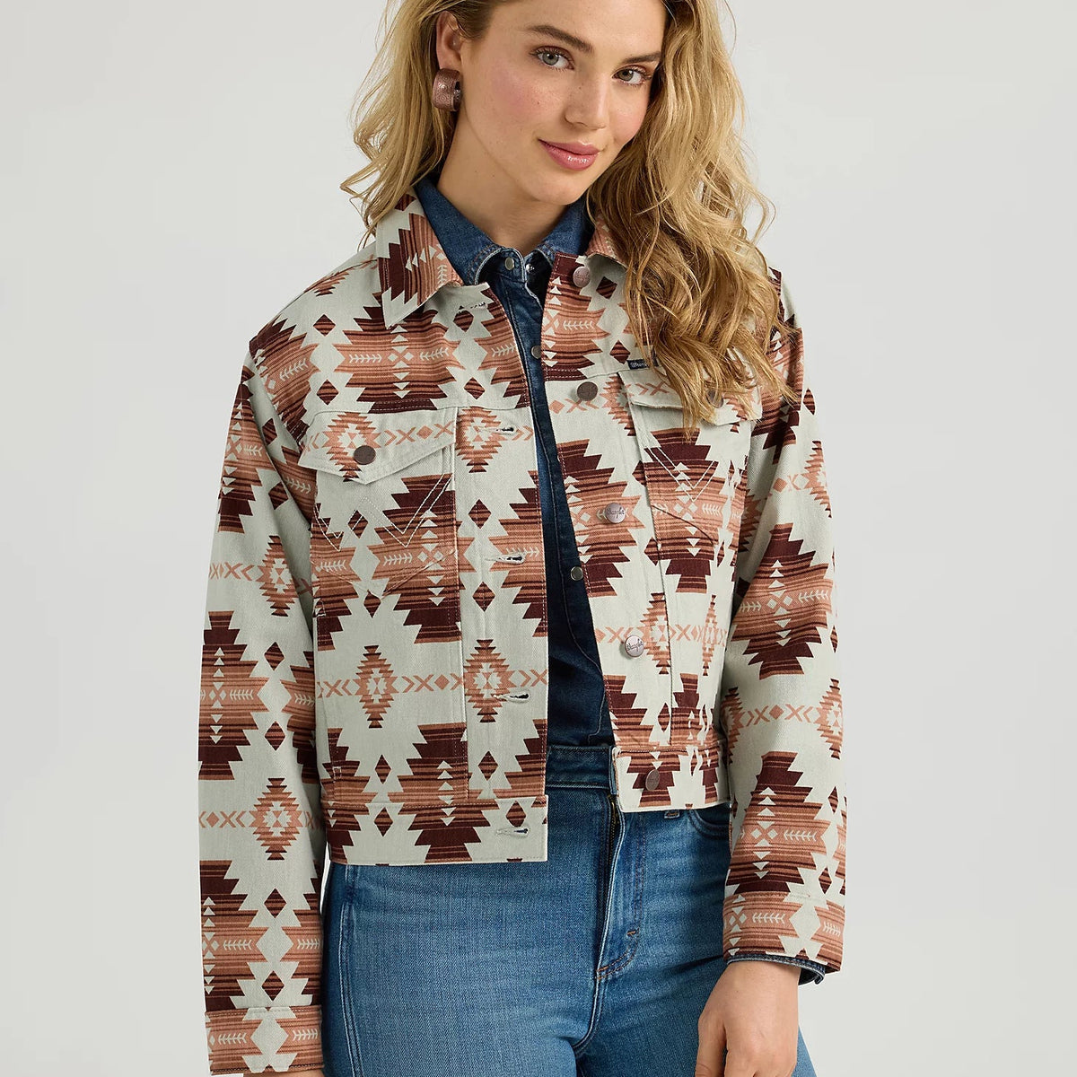 Wrangler Women's Southwestern Printed Crop Boyfriend Denim Jacket in Geo Brown