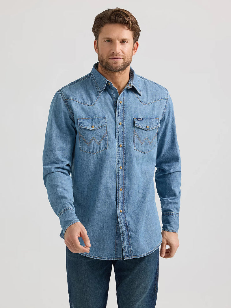 Wrangler Men's L/S Classic Denim Western Snap Shirt in Light Wash (Tall Sizes Available)