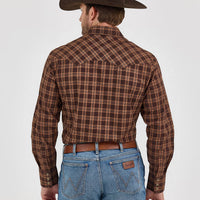 Wrangler Retro Men's L/S Sawtooth Pocket Plaid Western Snap Shirt in Mocha Brown