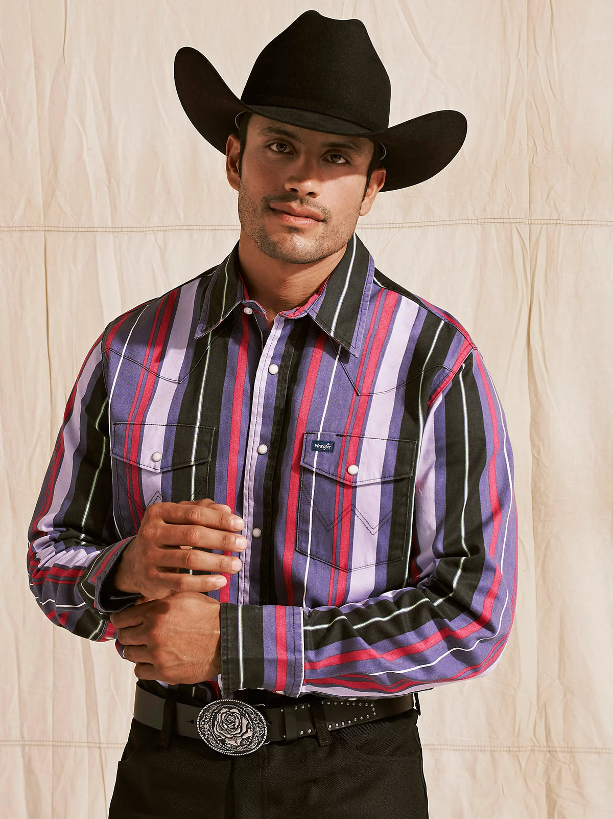 Wrangler Men's L/S Vintage Inspired Brushpopper Western Snap Work Shirt in Violet Stripe
