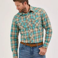 Wrangler Retro Men's L/S Sawtooth Pocket Plaid Western Snap Shirt in Tan and Aqua (Available in Tall Sizes)