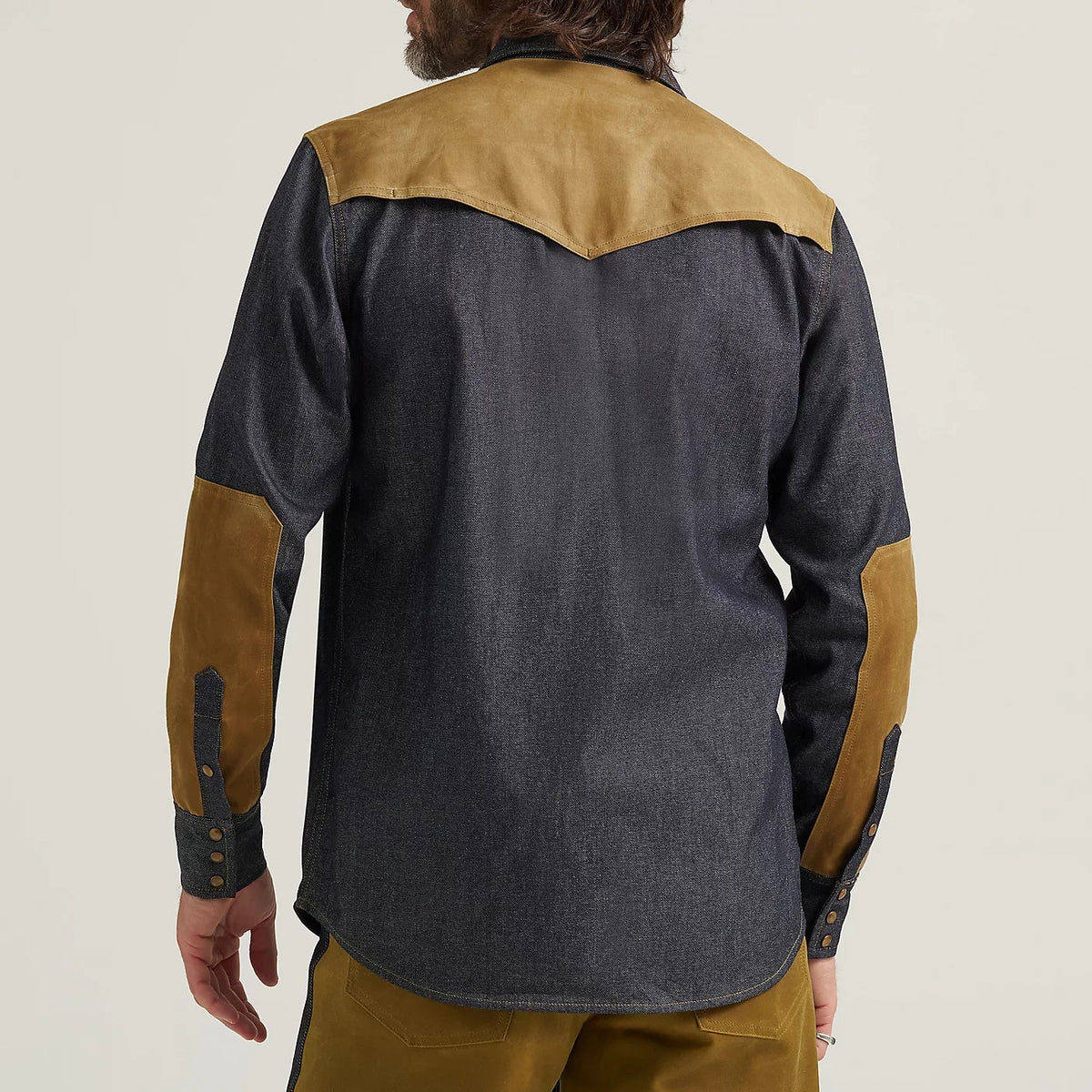 Wrangler x Filson Men's L/S Two-Tone Adventure Western Snap Shirt in Indigo and Tan