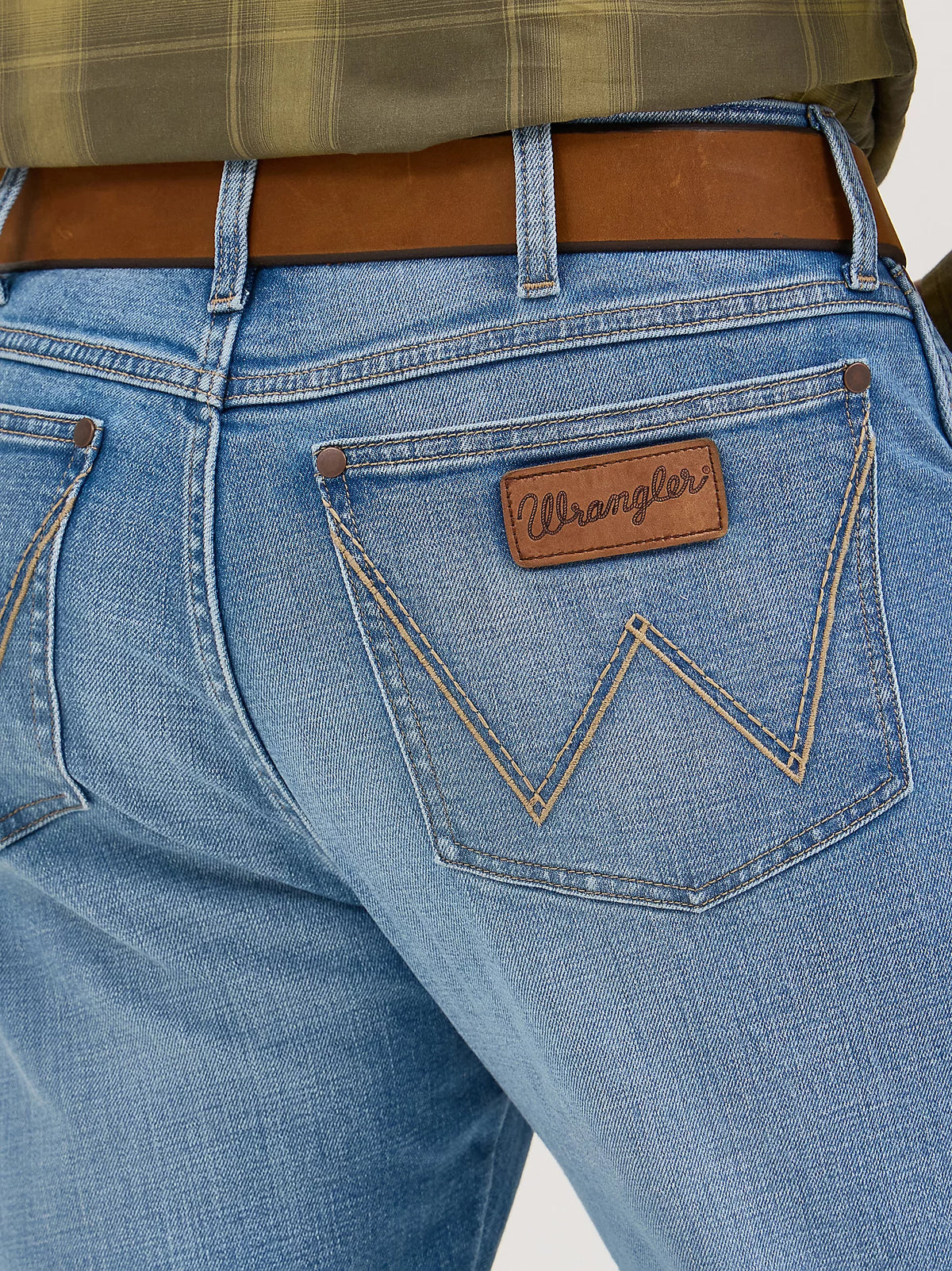 Wrangler Retro Men's Slim Fit Bootcut Jean in Northbound