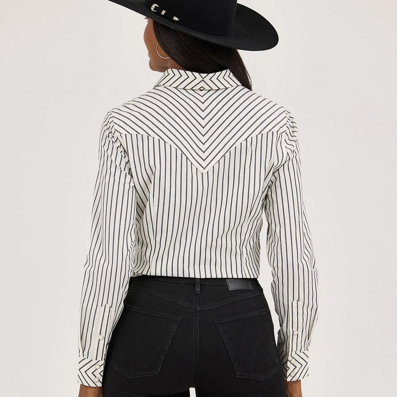 Wrangler Retro Women's L/S Striped Slim Western Snap Shirt in White