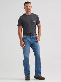 Wrangler Retro Men's Relaxed Bootcut Jean in Evan