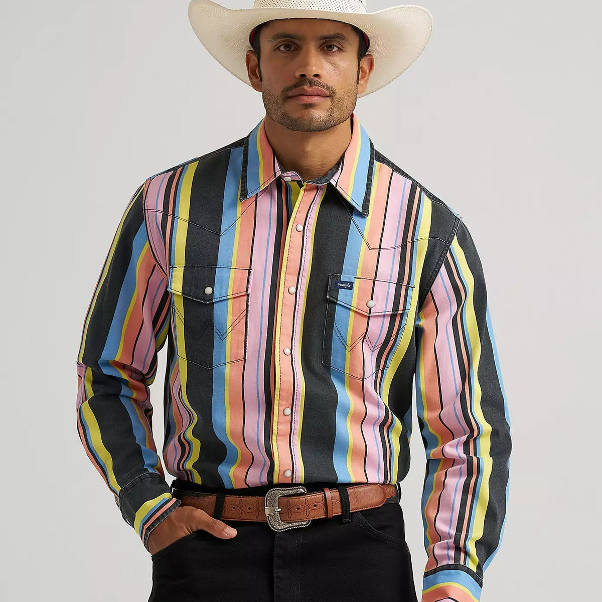 Wrangler Men's L/S Vintage Inspired Brushpopper Western Snap Work Shirt in Candy Stripe