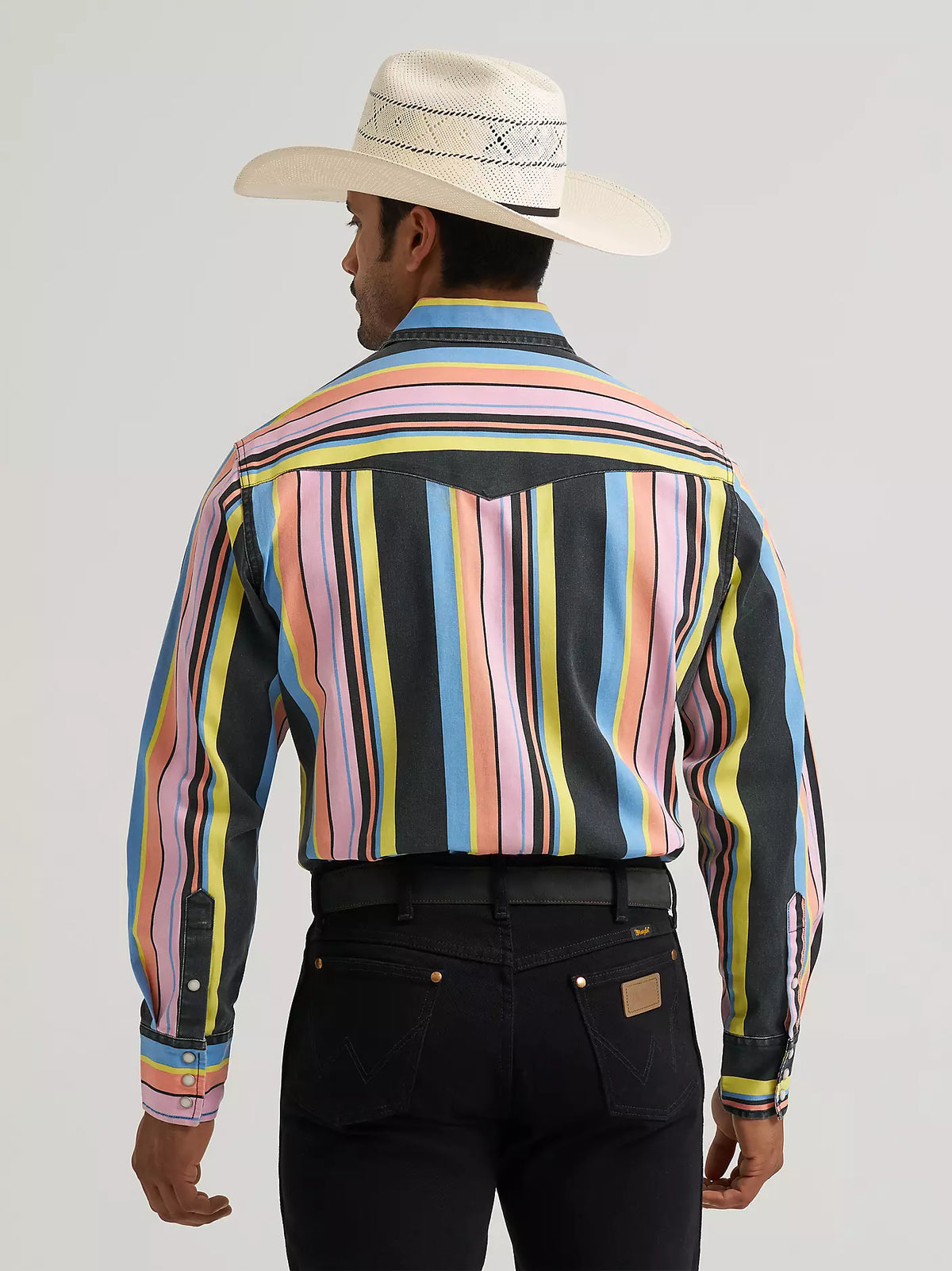 Wrangler Men's L/S Vintage Inspired Brushpopper Western Snap Work Shirt in Candy Stripe